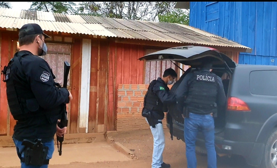 Polícia Civil prende duas pessoas e apreende um adolescente suspeitos de homicídios em Ponta Grossa