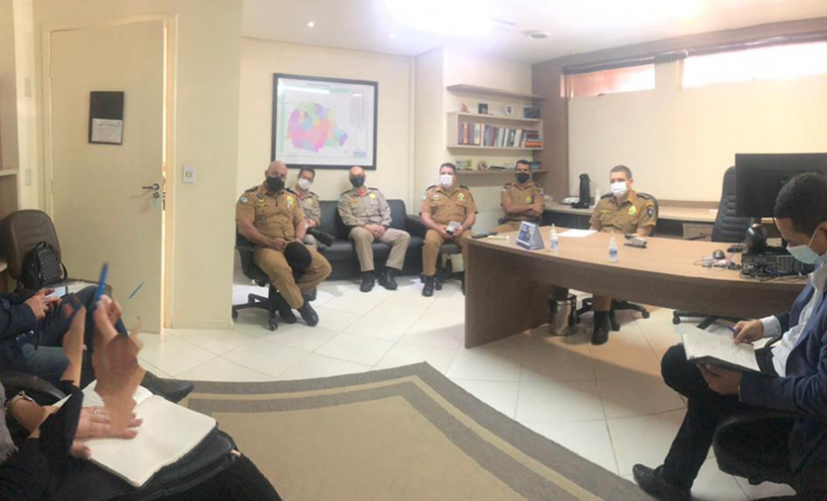Comando Regional da PM de Londrina e Bombeiros recebem comitiva do Secretário da Segurança Pública