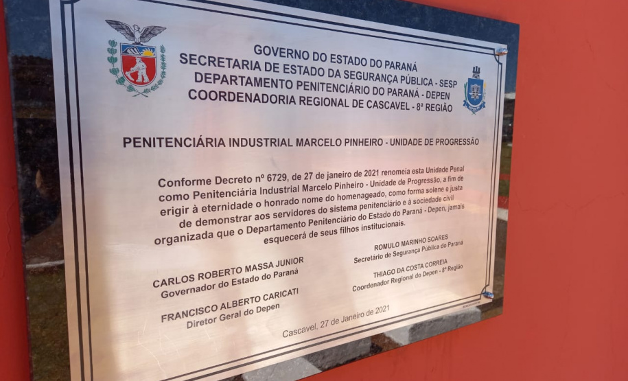 Depen faz homenagem à servidores ao renomear unidades penais em Cascavel