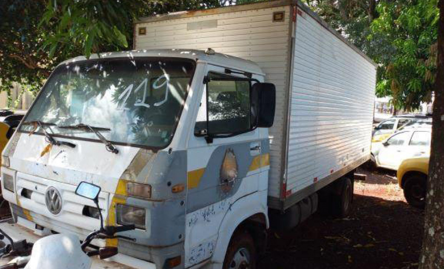 PM arrecada R$ 3,1 milhões com 1º leilão de veículos inservíveis de 2021