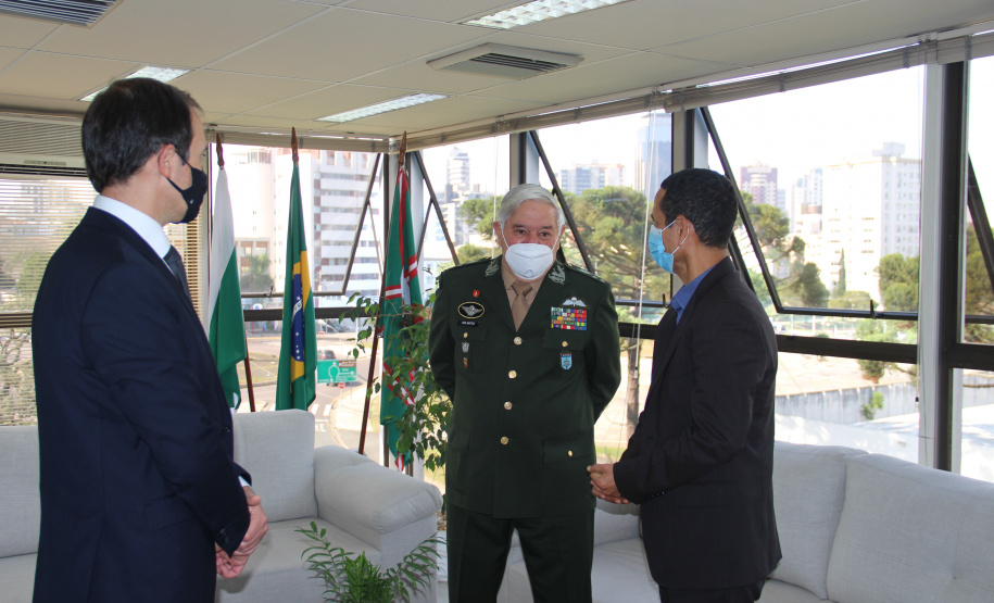 Ministro do STM visita Secretaria da Segurança Pública para estreitar parcerias