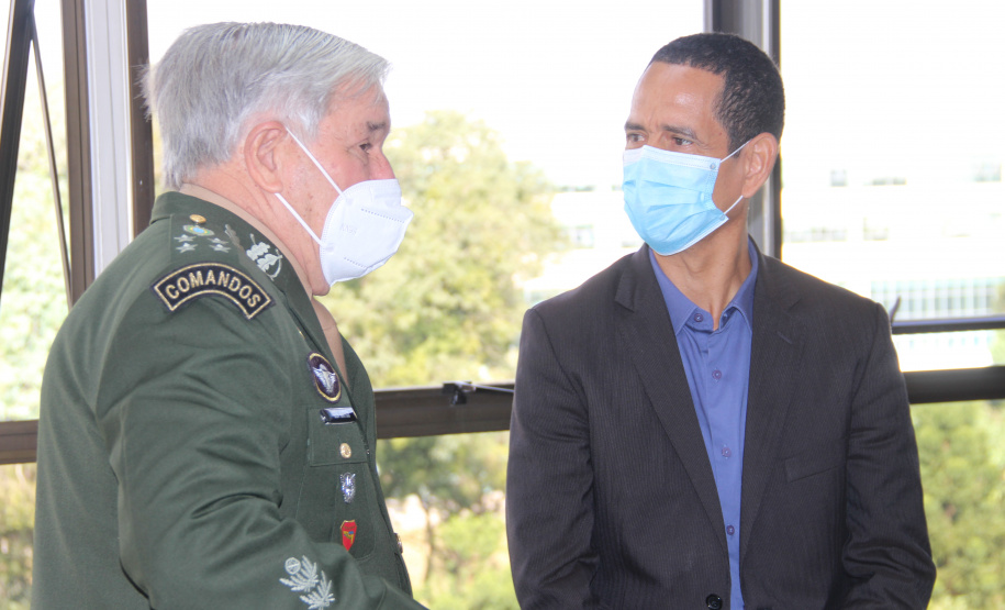 Ministro do STM visita Secretaria da Segurança Pública para estreitar parcerias