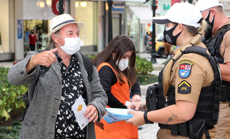 PM promove blitzes educativas e conscientização no trânsito durante todo o mês