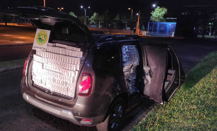Operação Hórus: Na região fronteiriça do estado, PM apreende três veículos carregados com cigarros e bebida contrabandeados