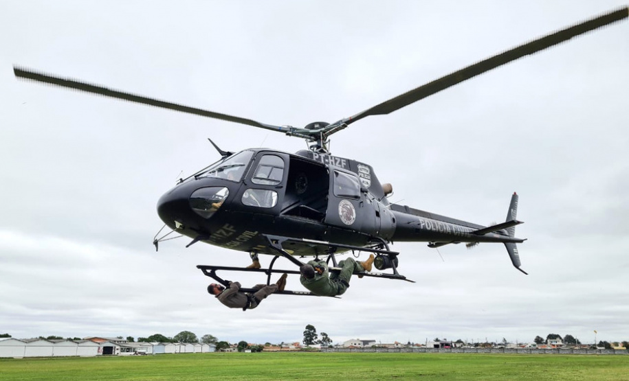 PCPR realiza treinamento aerotático com policiais civis