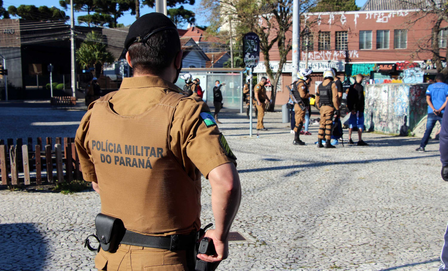 Policiais intensificam ações na Capital e flagram aglomerações em locais públicos