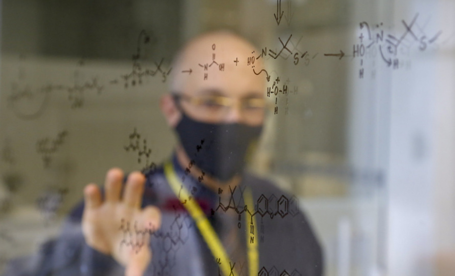 Com tecnologia e investimentos, Polícia Científica do Paraná é referência no País