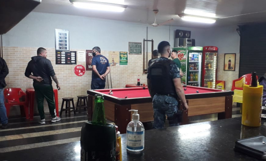 Segurança apreende arma e munições durante fiscalização de medidas sanitárias na Capital