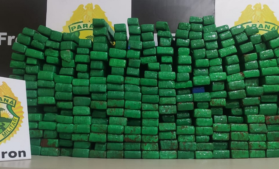 Mais de 200 quilos de maconha são apreendidos pelo BPFron durante a Operação Hórus em Guaíra (PR)