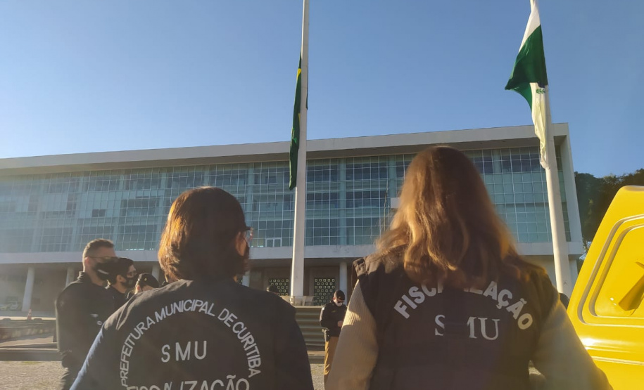 Fiscalizações da Ação Integrada flagram quase mil pessoas em pontos comerciais da Capital