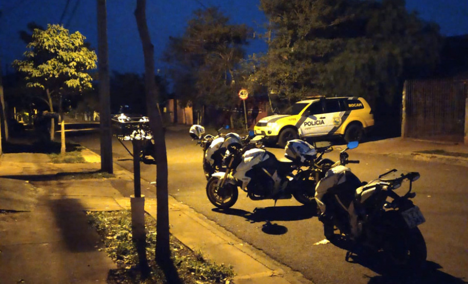 Polícias Militar e Civil cumprem 12 mandados de busca e apreensão contra tráfico de drogas em Maringá