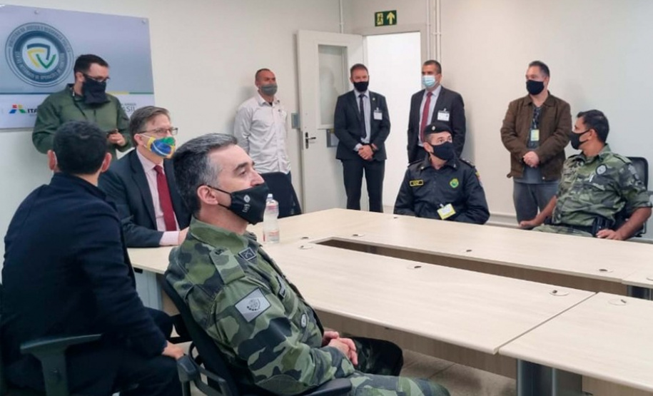 Embaixada dos EUA doa equipamentos para as forças policiais que atuam nas fronteiras