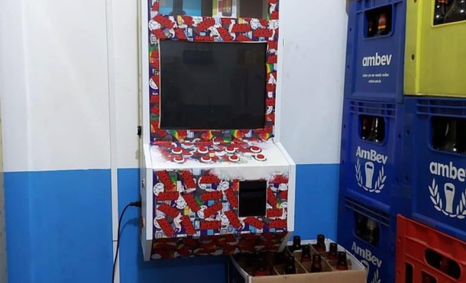 Segurança interrompe festas e dispersa mais de mil pessoas em Curitiba no final de semana