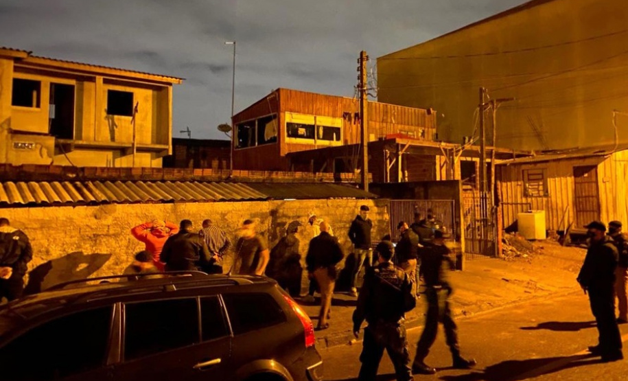 Segurança interrompe festas e dispersa mais de mil pessoas em Curitiba no final de semana