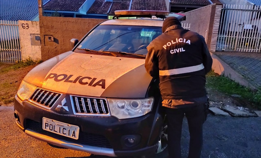 Casal com drogas e arma é preso pela Polícia Civil por tentativa de homicídio em São José dos Pinhais