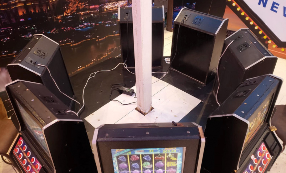 Ação policial interdita mais sete estabelecimentos comerciais em Curitiba