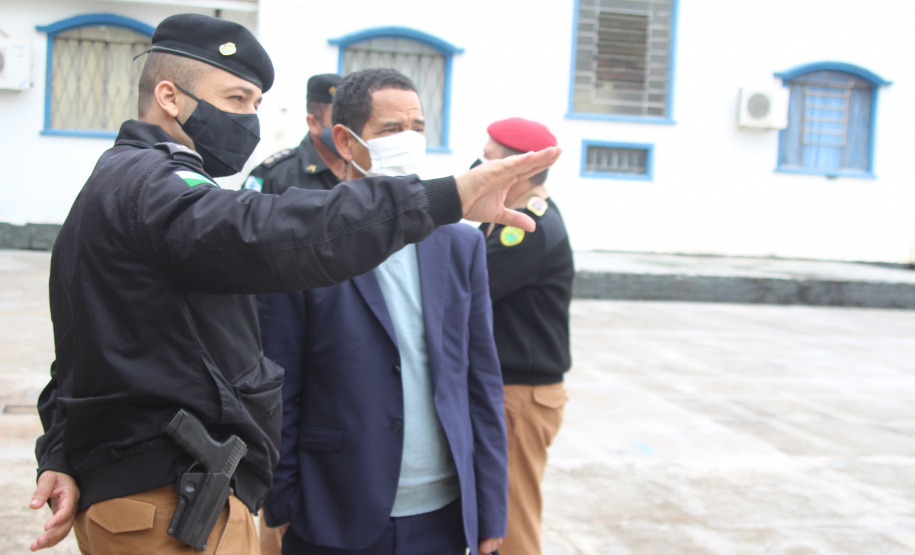 Secretário visita obras e instituições da segurança pública em Foz do Iguaçu