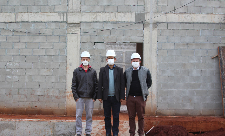 Secretário visita obras e instituições da segurança pública em Foz do Iguaçu