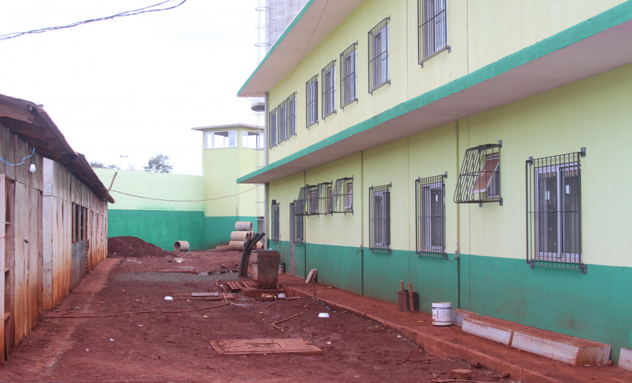 Secretário visita obras e instituições da segurança pública em Foz do Iguaçu