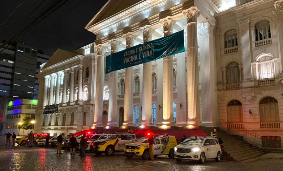 Em 6 meses, ação integrada interditou 570 pontos comerciais e 479 pessoas foram encaminhadas