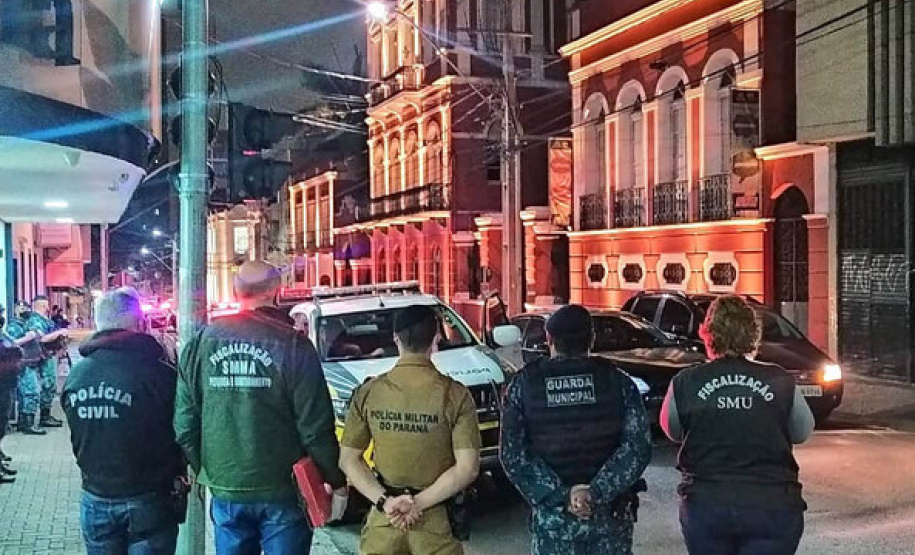 Em 6 meses, ação integrada interditou 570 pontos comerciais e 479 pessoas foram encaminhadas