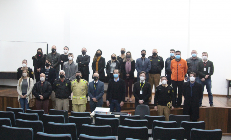 Ministério da Justiça e Polícia Científica discutem projeto de câmaras técnicas de cadeia de custódia