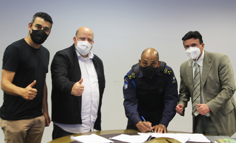 Segurança Pública e prefeitura de Fazenda Rio Grande assinam termo de cooperação para compartilhamento de dados