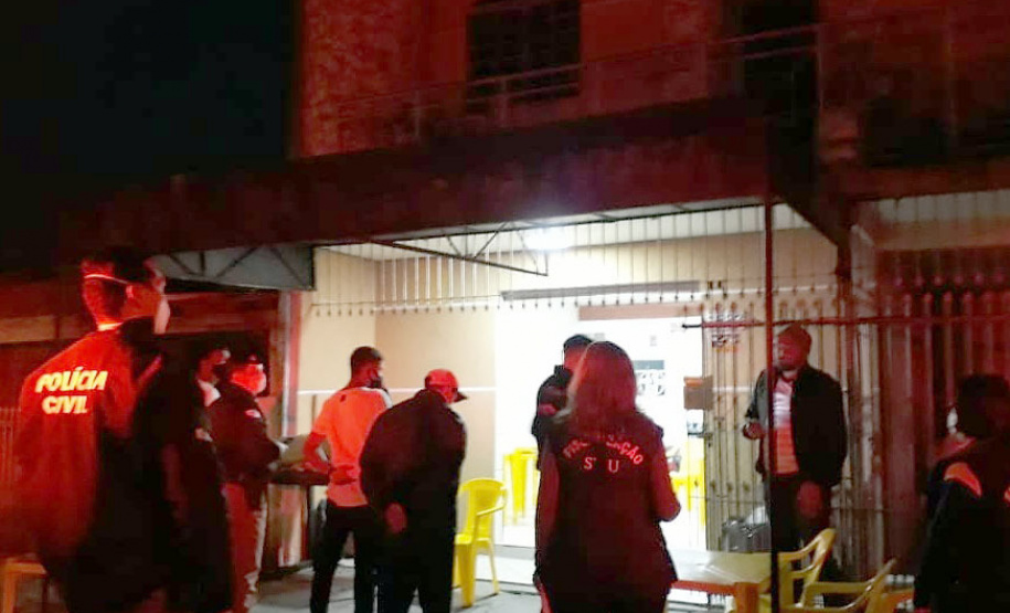 Fiscalização flagra festas e dispersa aglomerações com mais de mil pessoas em Curitiba