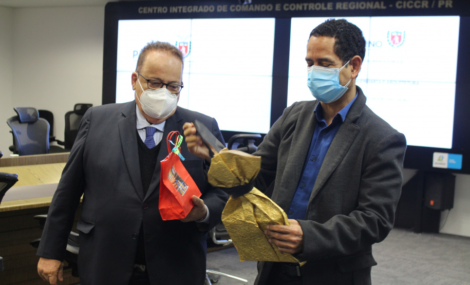 Secretário da Segurança Pública da Bahia visita Segurança Pública do Paraná para compartilhar experiências