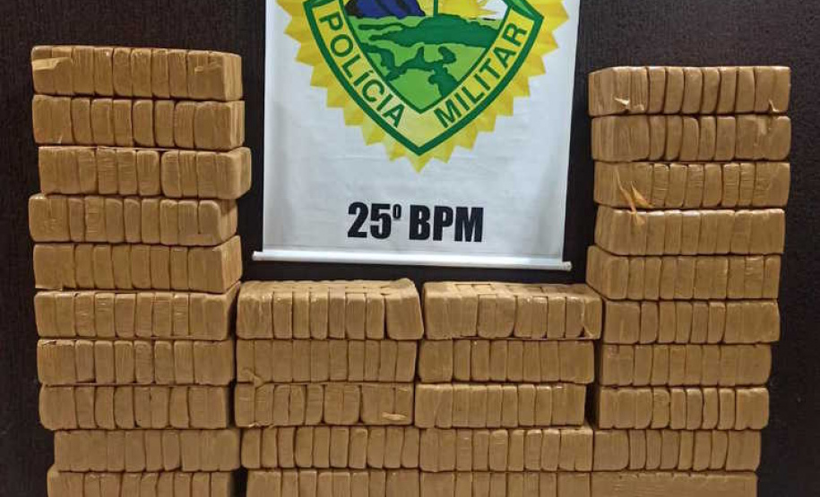 PM apreende 425 quilos de crack avaliados em R$13 milhões em Maria Helena