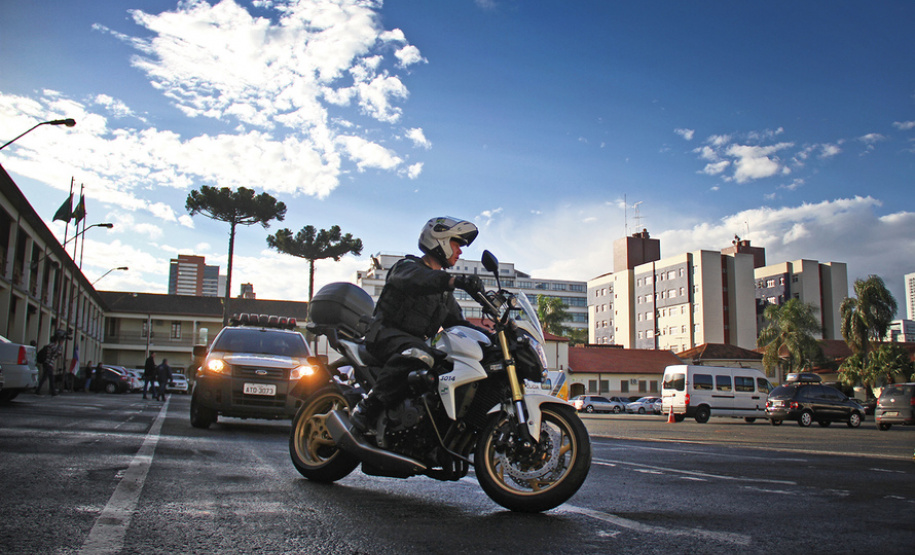 Diária extrajornada coloca quase 4 mil policiais e bombeiros militares a mais nas ruas