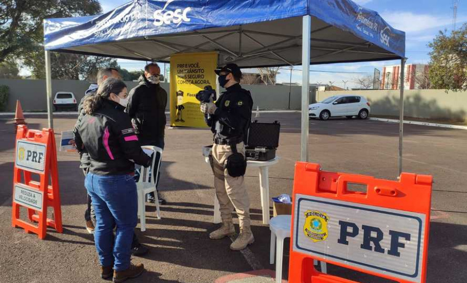 Evento para motociclistas trabalha técnicas de condução e dá dicas para evitar acidentes