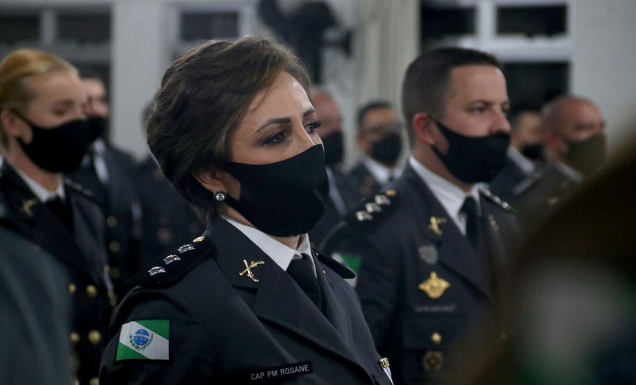 Secretário da Segurança Pública participa da formatura de 60 Oficiais da PMPR