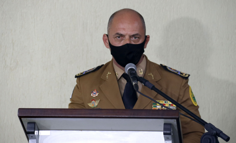 Secretário da Segurança Pública participa da formatura de 60 Oficiais da PMPR