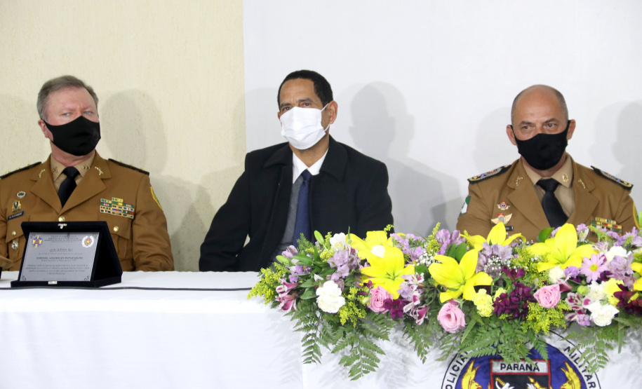 Secretário da Segurança Pública participa da formatura de 60 Oficiais da PMPR