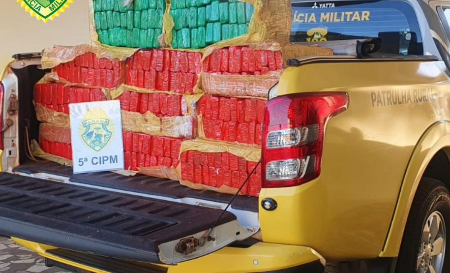 Quase 230 quilos de maconha são apreendidos pela PM em Cianorte (PR)
