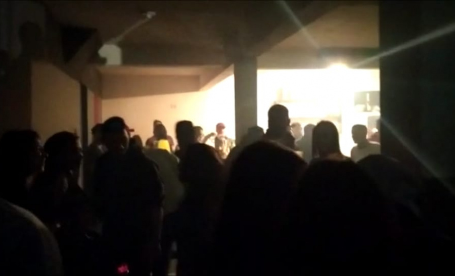 Equipes da AIFU fecham cinco estabelecimentos e dispersam mais de 800 pessoas em Curitiba