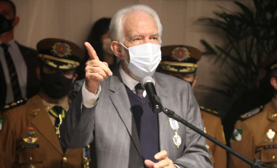 Secretário Marinho participa da formatura dos novos aspirantes da PM e comemora aniversário da APMG