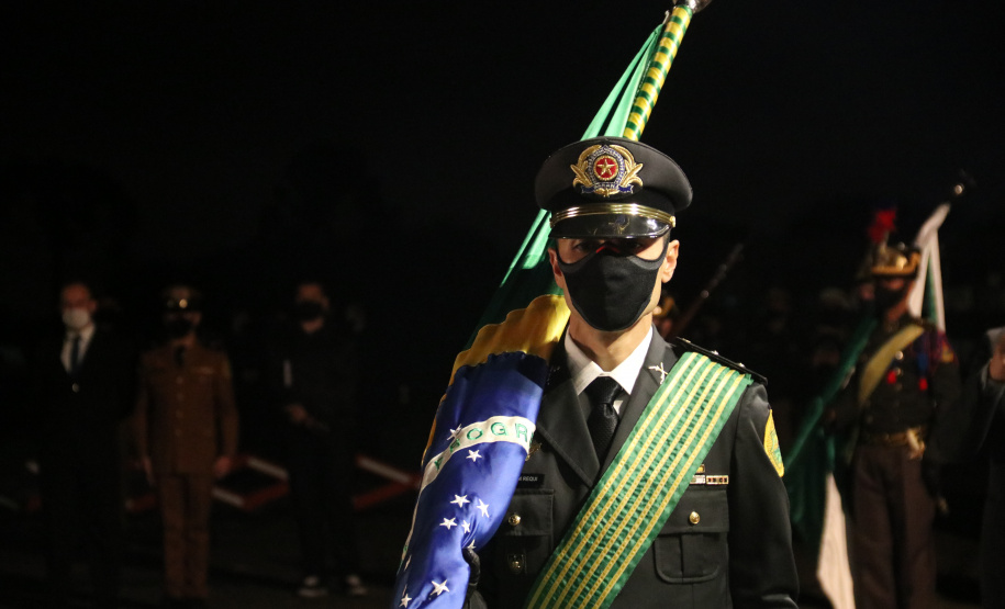 Secretário Marinho participa da formatura dos novos aspirantes da PM e comemora aniversário da APMG