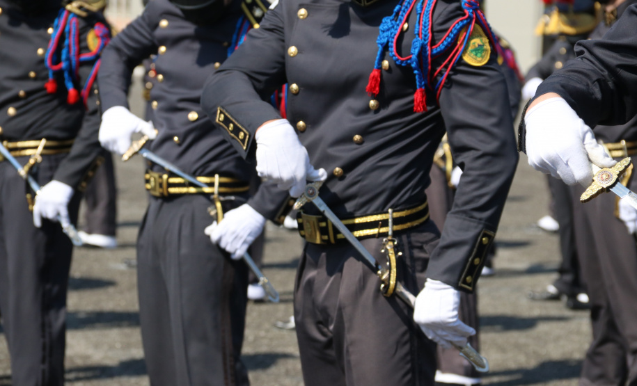 Secretário Marinho participa de evento que comemora entrada de novos cadetes na Polícia Militar e os 167 anos da corporação