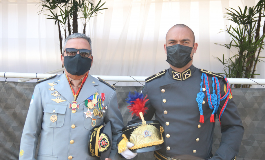 Secretário Marinho participa de evento que comemora entrada de novos cadetes na Polícia Militar e os 167 anos da corporação