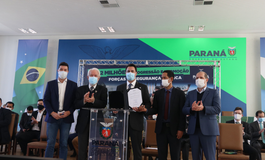 Governador autoriza promoções e progressões a mais de 9,8 mil profissionais da Segurança Pública