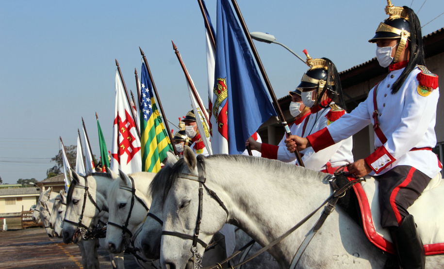 Regimento da PM completa 142 anos de história de heroísmo e atenção à população com o serviço de Equoterapia