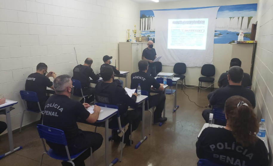 Agentes que atuam nas unidades prisionais participam de curso de Inteligência Penitenciária