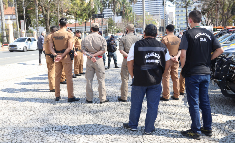 Pousadas e hotéis de alta rotatividade no Centro de Curitiba são alvo da primeira  edição da operação Centro Seguro da PM 