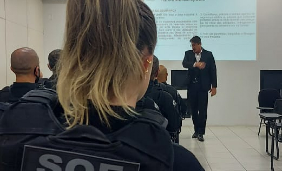 Depen capacita agentes penitenciários com curso de tecnologias não letais