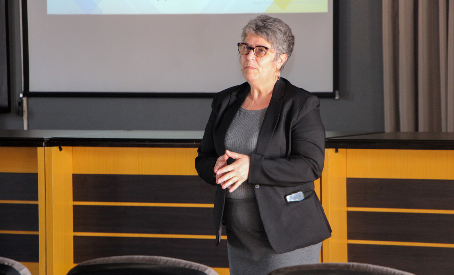 PM dá início ao Ciclo de Palestras do Programa Prumos Cuidando do Cuidador em Curitiba