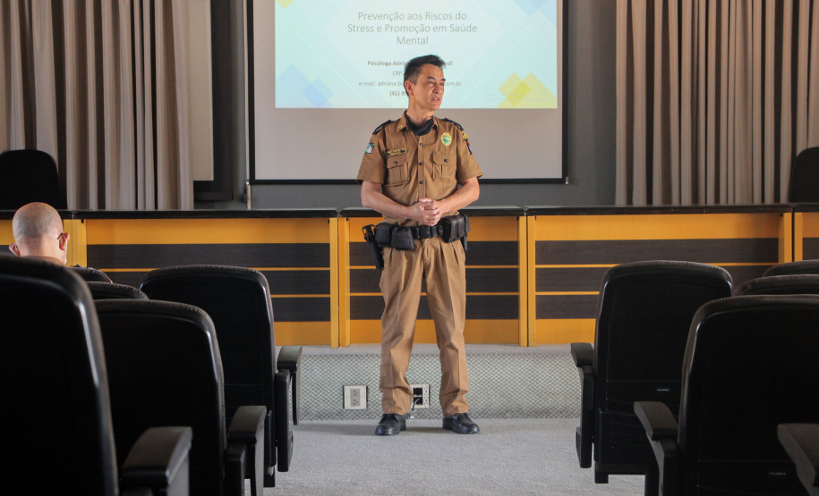 PM dá início ao Ciclo de Palestras do Programa Prumos Cuidando do Cuidador em Curitiba