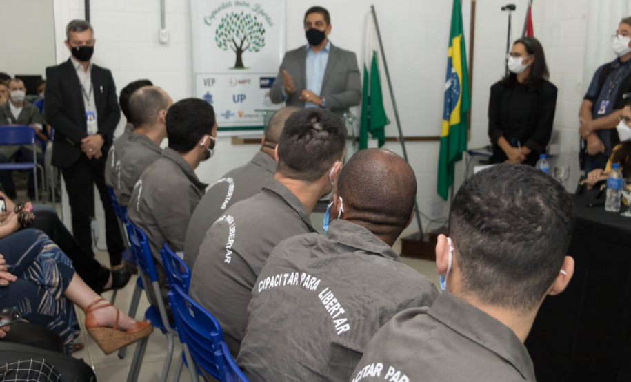 Em Londrina, presos se formam em cursos profissionalizantes e se tornam microempreendedores