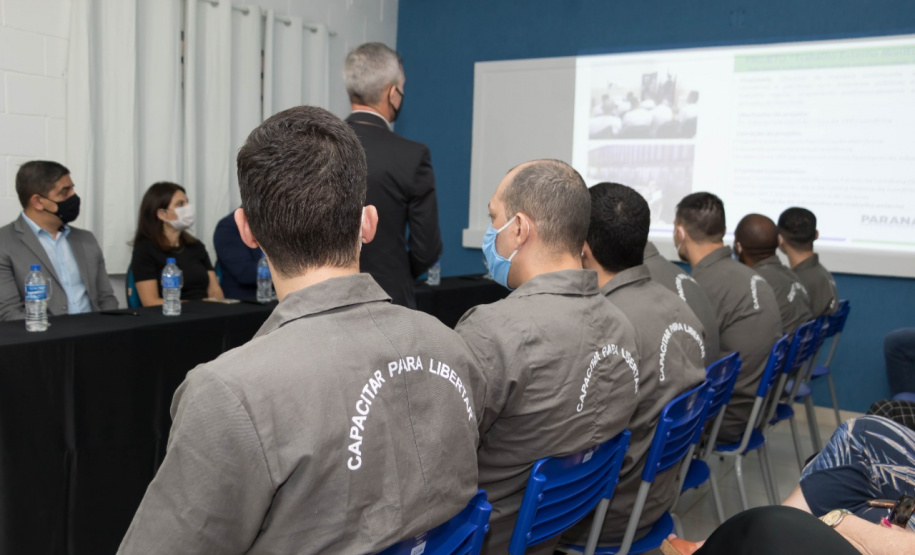 Em Londrina, presos se formam em cursos profissionalizantes e se tornam microempreendedores
